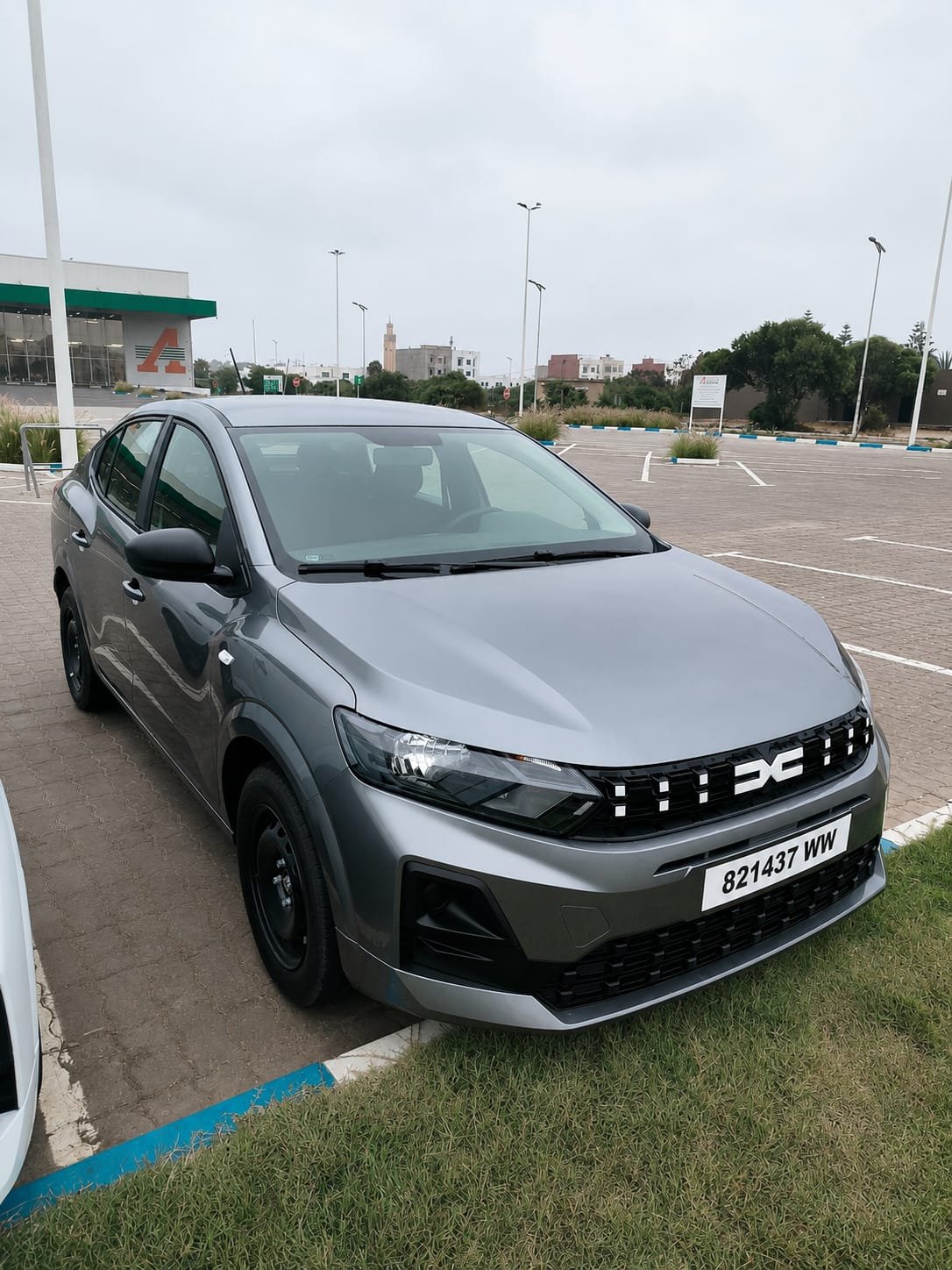 Araucaria Ride Dacia disponible Essaouira